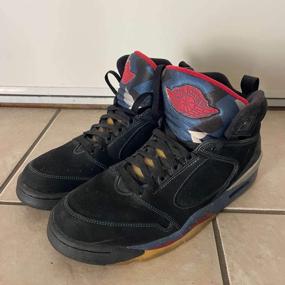 Air Jordan. Black. Size 12.